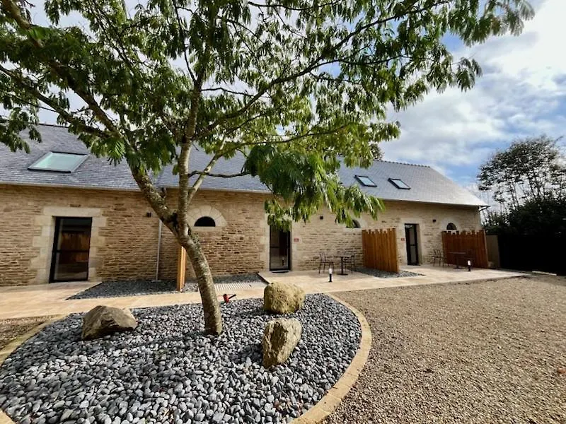 Le Domaine De Soani - Piscine Interieure, Jacuzzis & Sauna Saint-Evarzec