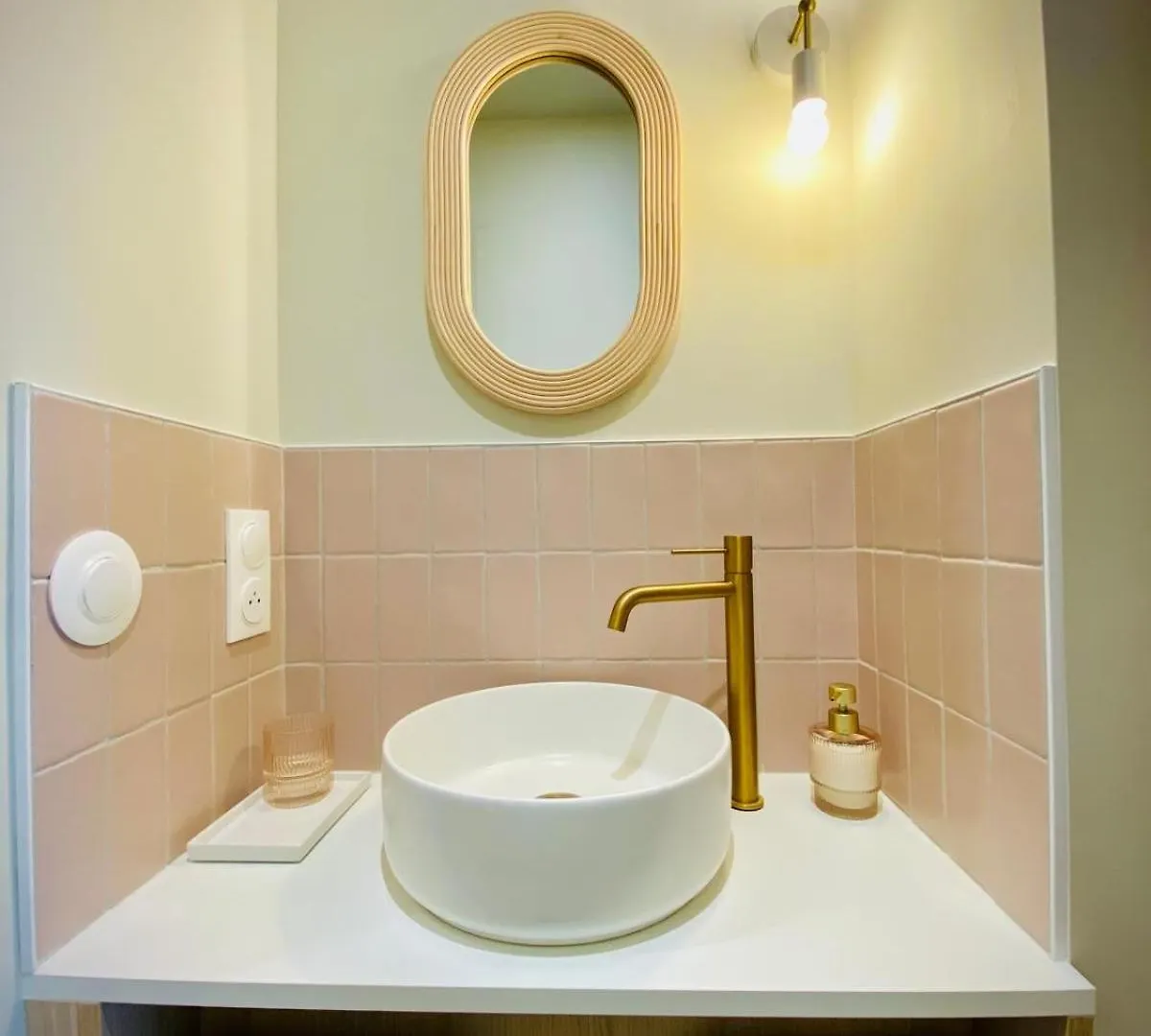 Apartment Le Domaine De Soani - Piscine Interieure, Jacuzzis & Sauna Saint-Evarzec