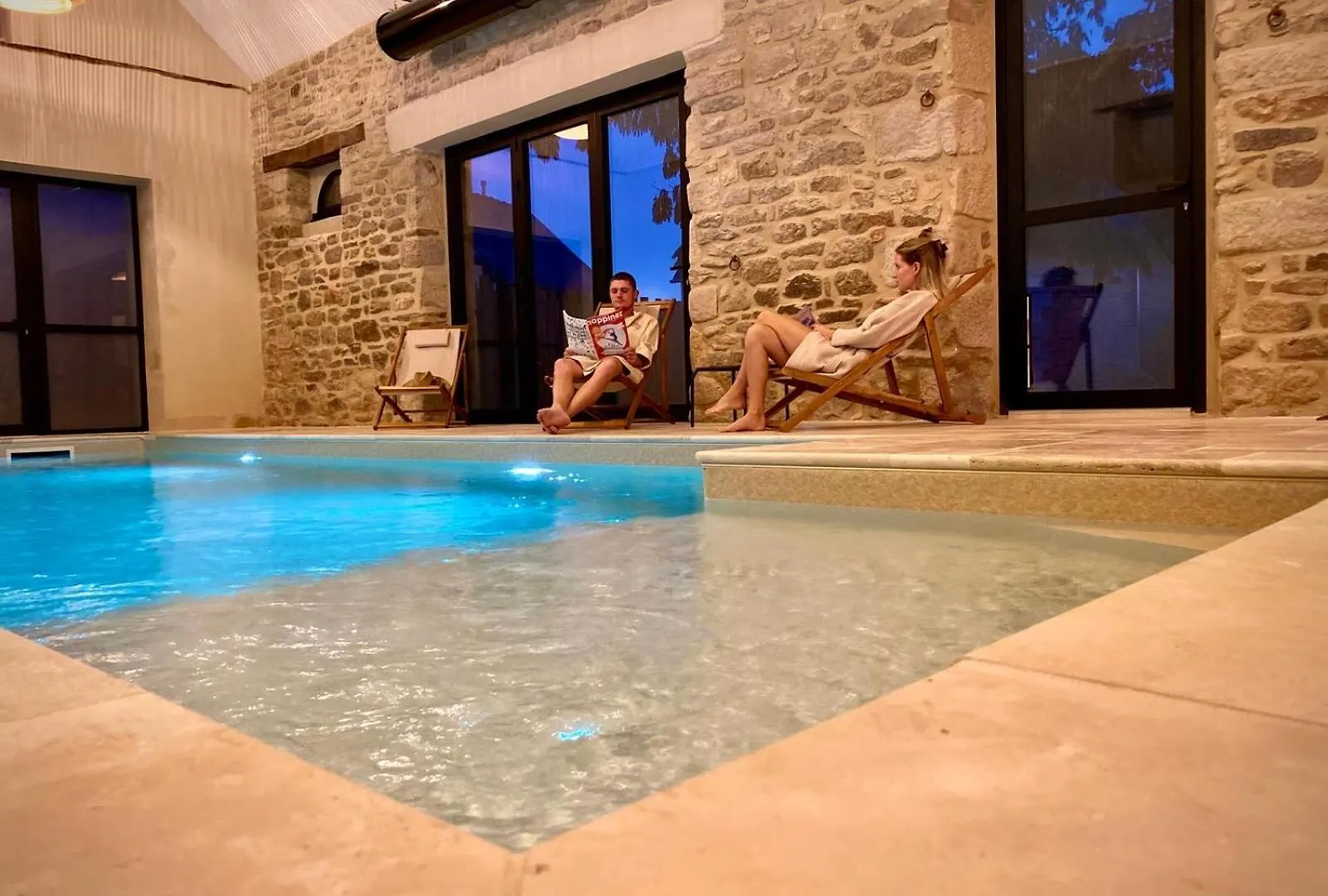 Le Domaine De Soani - Piscine Interieure, Jacuzzis & Sauna Saint-Evarzec